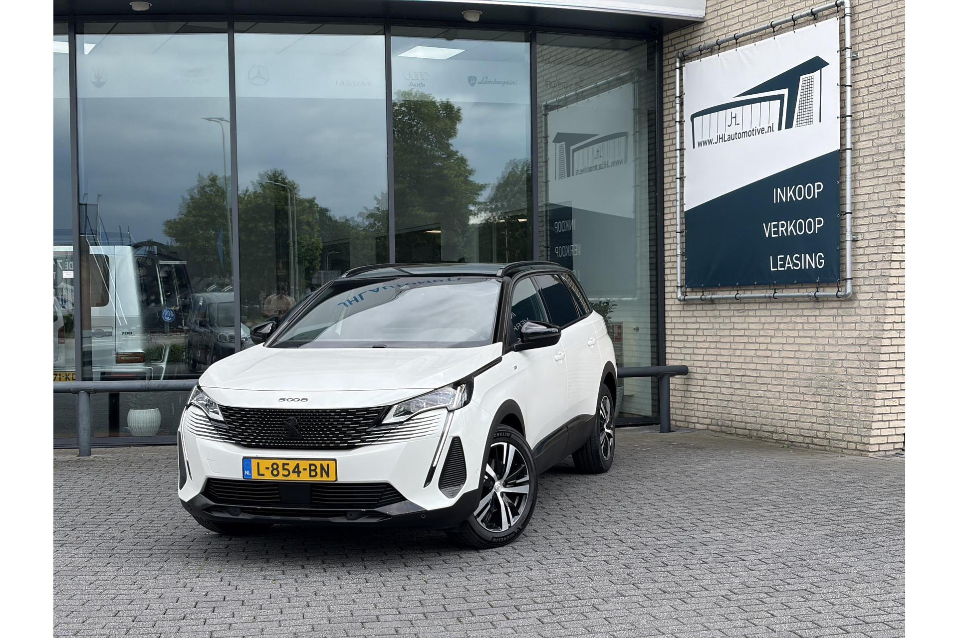Peugeot 5008 1.2 GT FACELIFT*ACC*NAVI*ECC*CAM*LED*CARPLAY*7PERS